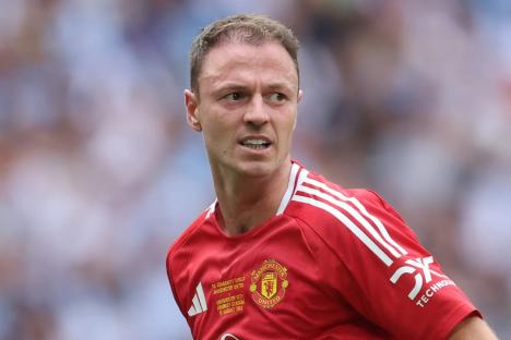 Man Utd legend Jonny Evans on verge of new job just days after retirement with Prem winner offered influential role