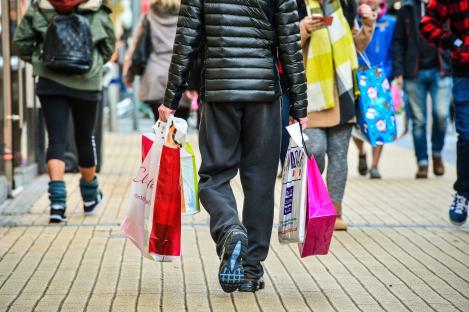 Retail sales up for third month despite experts’ gloomy predictions