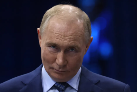‘Back Trump plan or be crushed’: Haunting reason Putin chose today to launch crippling Kyiv blitz on ‘cornered’ Zelensky