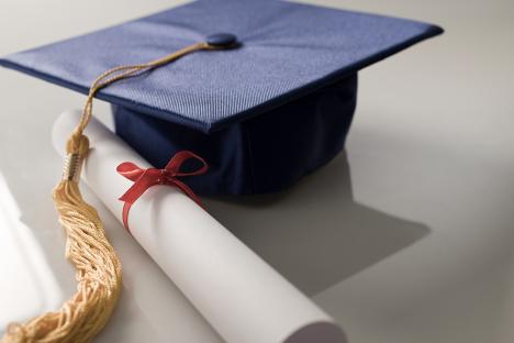 Fresh crackdown on graduate visas to slash migration sparks Government row